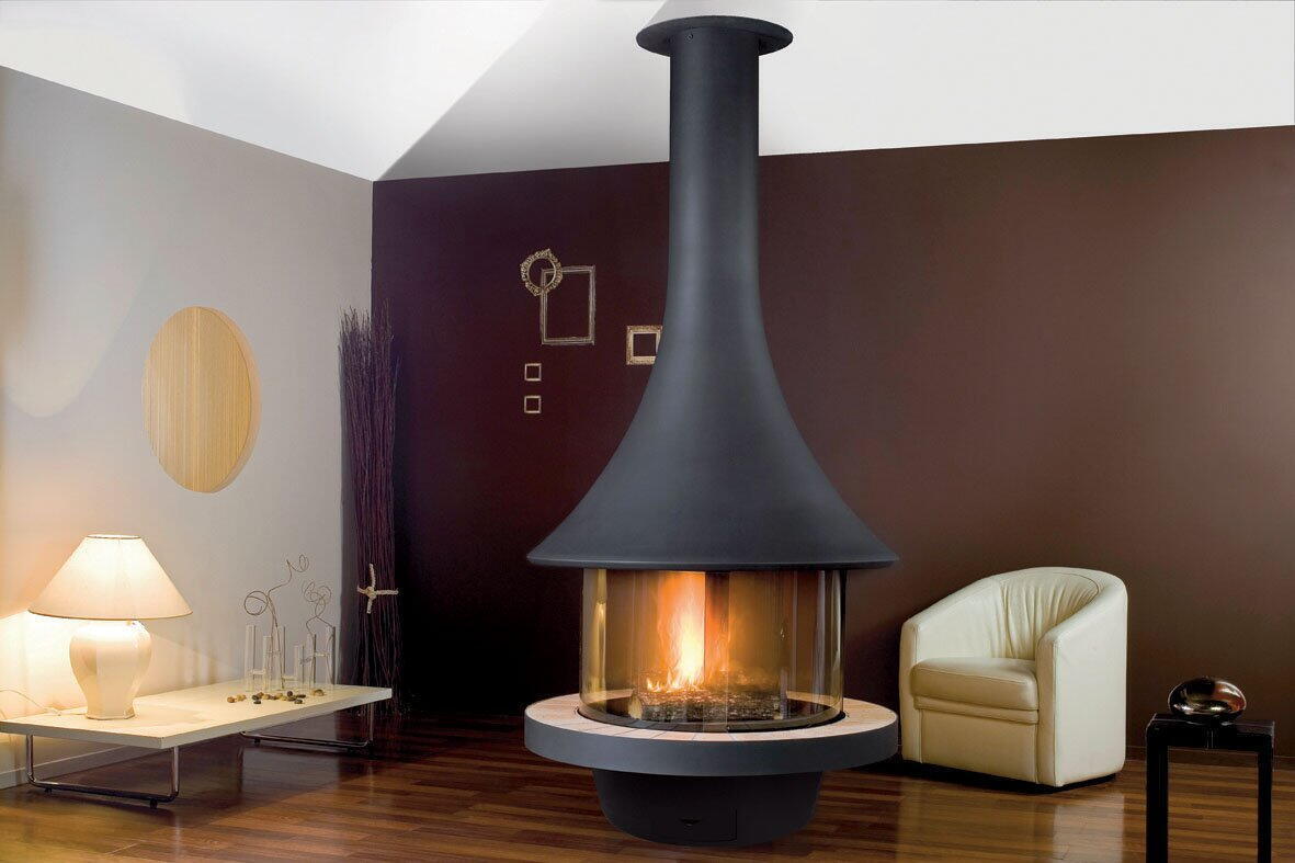 Камин пристенный со стеклом и панорамным обзором Bordelet Eva 992