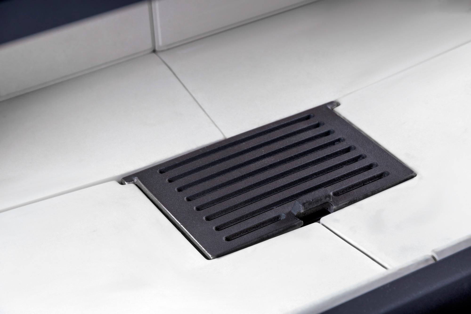 Каминная топка панорамная с тремя стеклами EcoKamin Дельта 1200Р