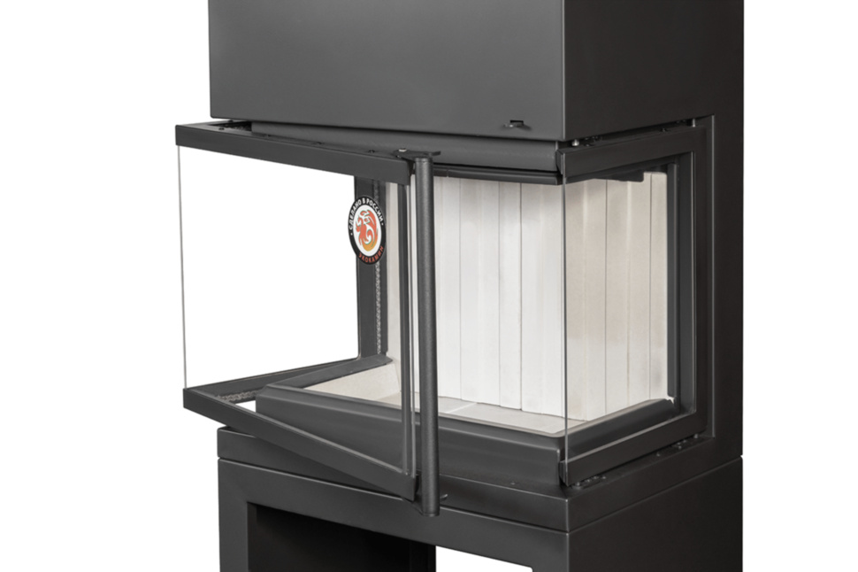 Камин на дровнике черный шамот EcoKamin МАДРИД