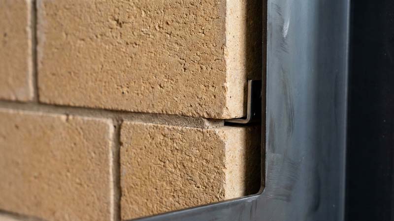 Технический деформационный зазор между футеровкой и корпусом камина