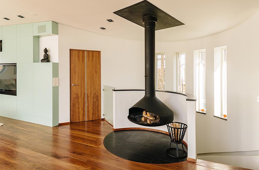 Подвесной островной камин черный Focus Ergofocus