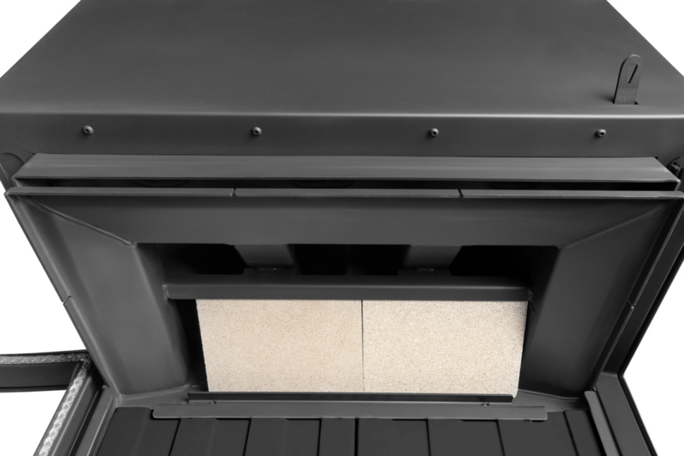 Камин пристенный с дровником черный Экокамин Мадрид Гигант справа