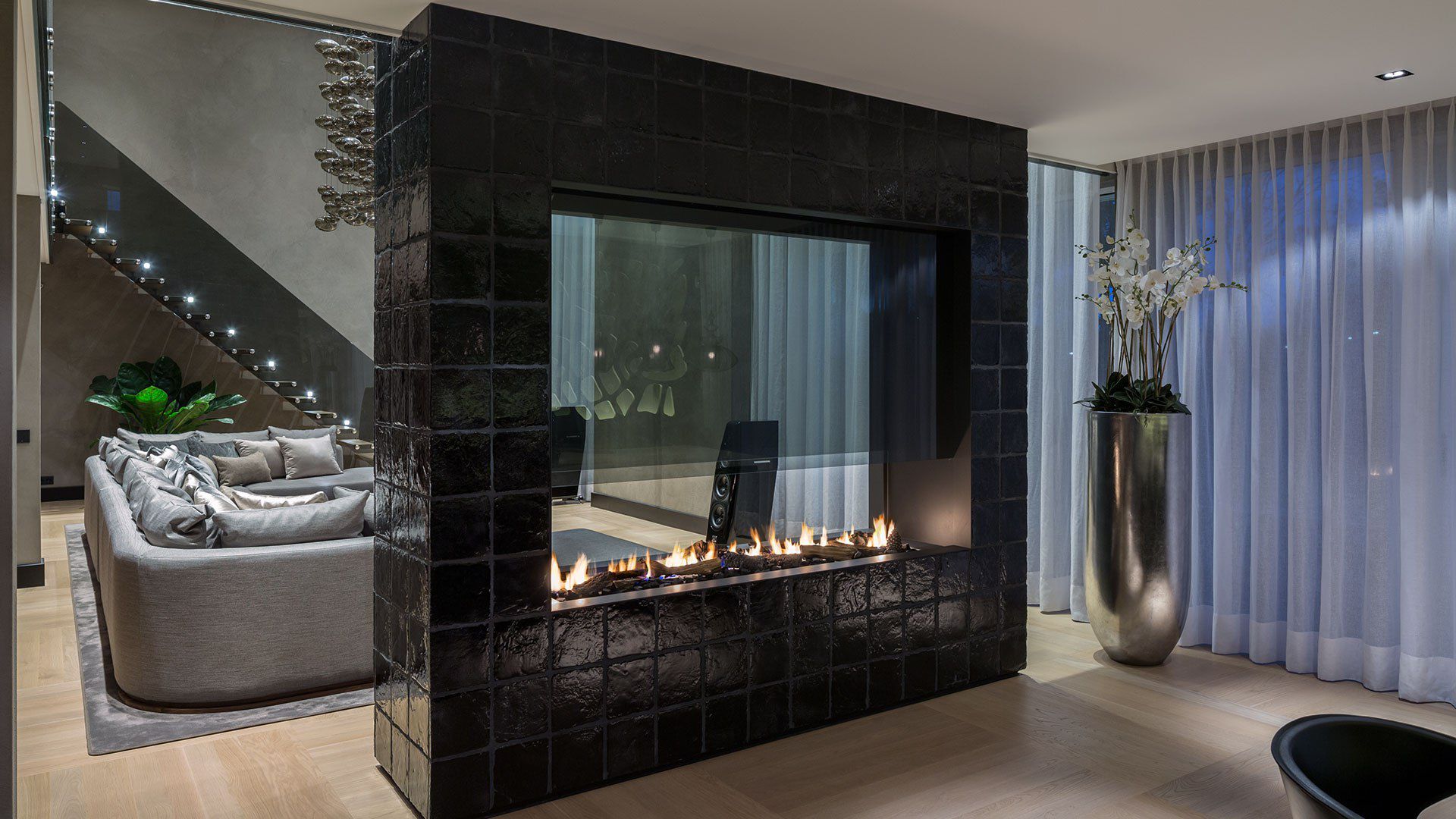 Газовый камин центральный Boley 1900