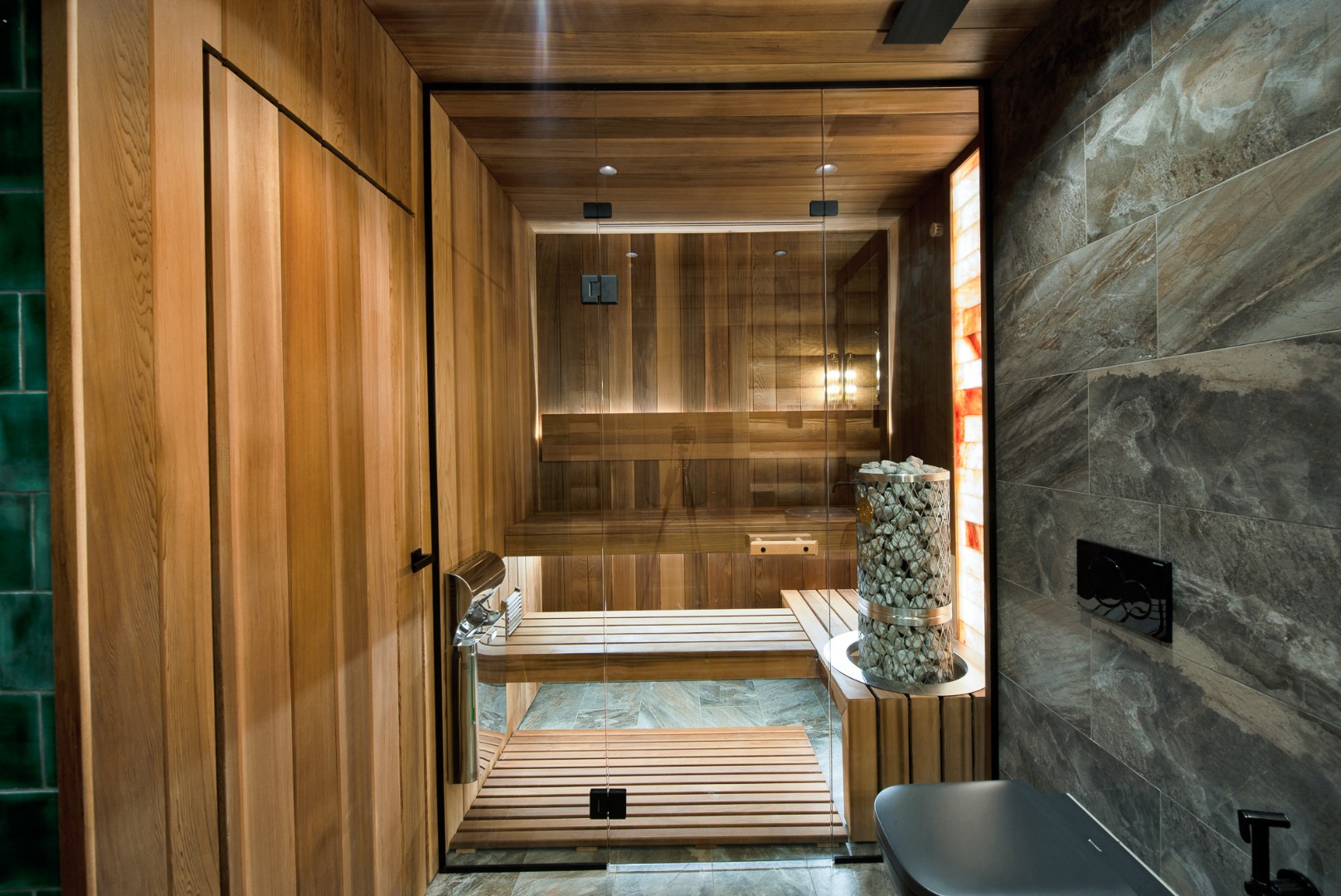 Электрическая печь для сауны IKI Pillar 4,5 кВт с выносным управлением 400