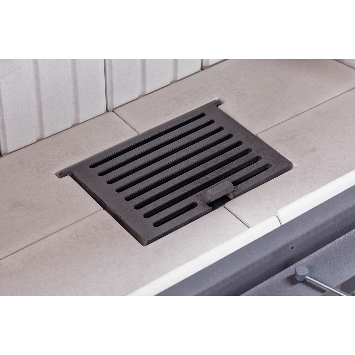 Каминная топка с системой чистого стекла и футеровкой под кирпич Экокамин Вега 1000M