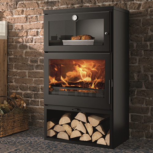 Печь-камин с духовкой черного цвета и задним подключением дымохода Panadero ZAMORA Ecodesign