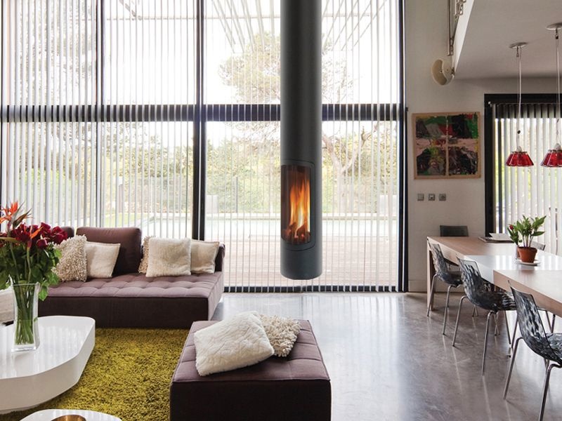 Камин подвесной со сбалансированной тягой черный Focus Slimfocus