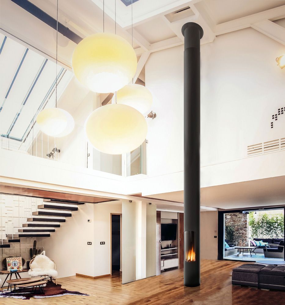 Камин островной со сбалансированной тягой черный Focus Slimfocus