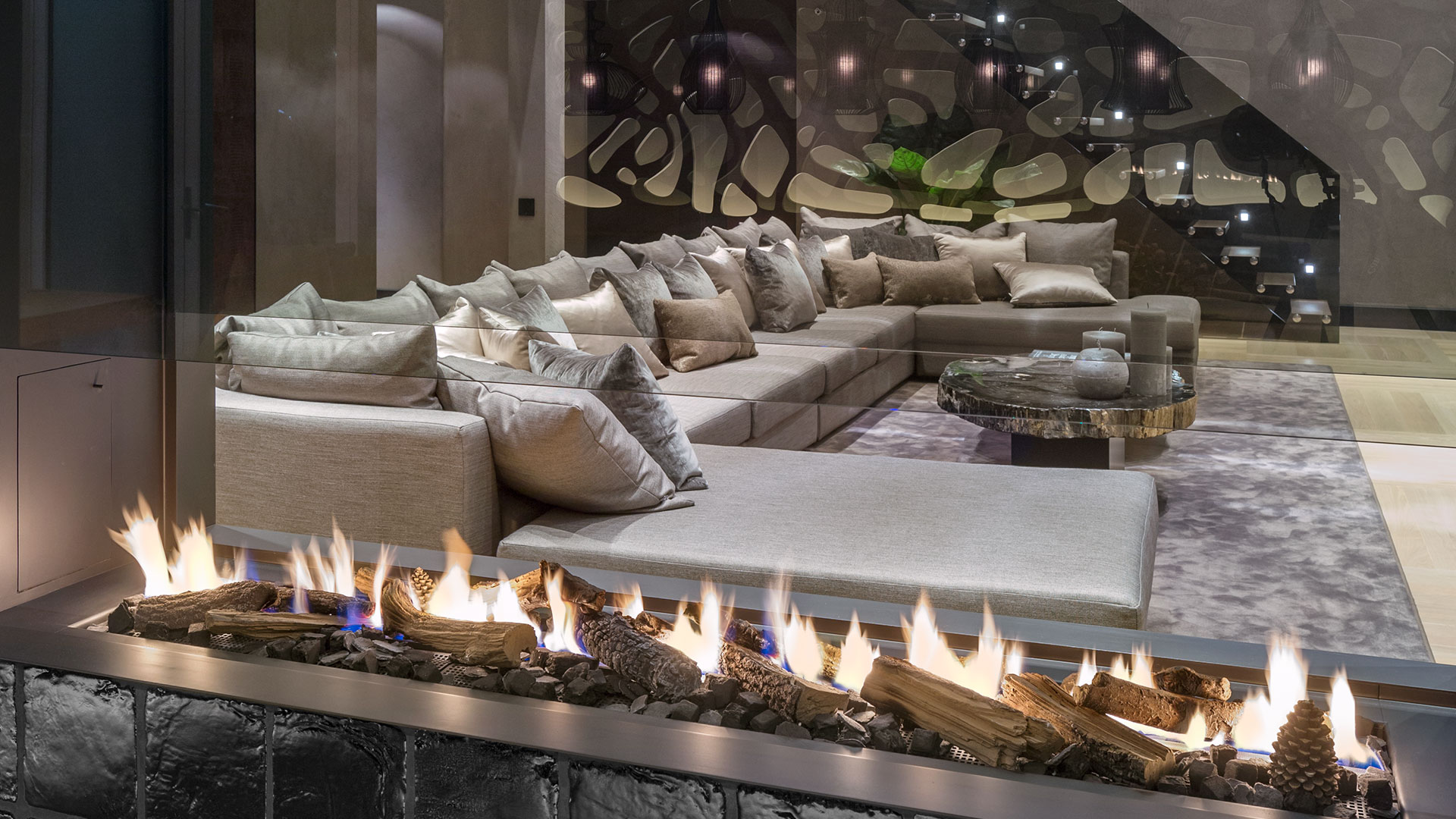 Газовый камин центральный Boley 1900