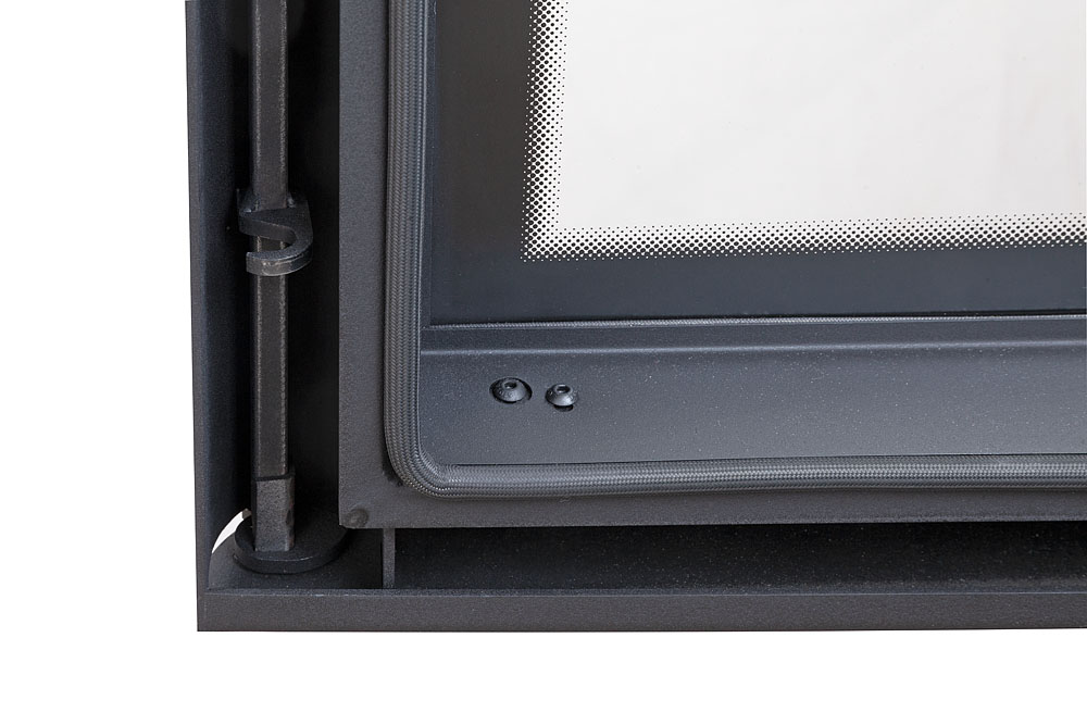 Камин пристенный с панорамным стеклом черный ЭкоКамин Прага PK001