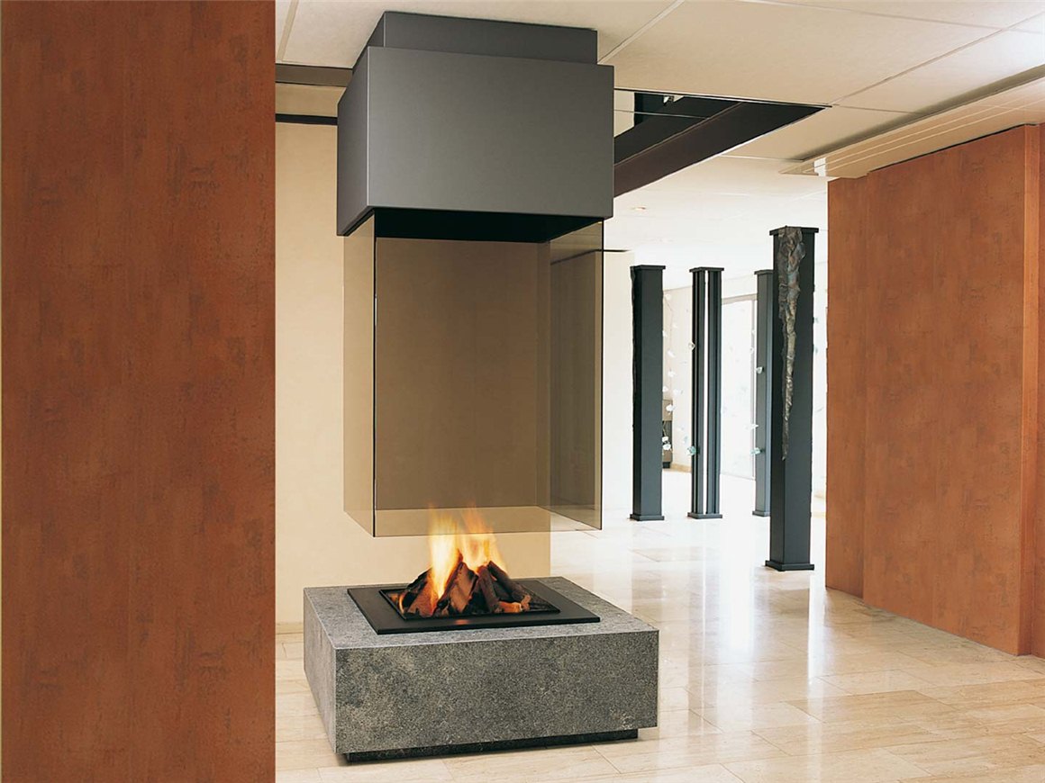 Печь-камин дровяная островная Boley 67